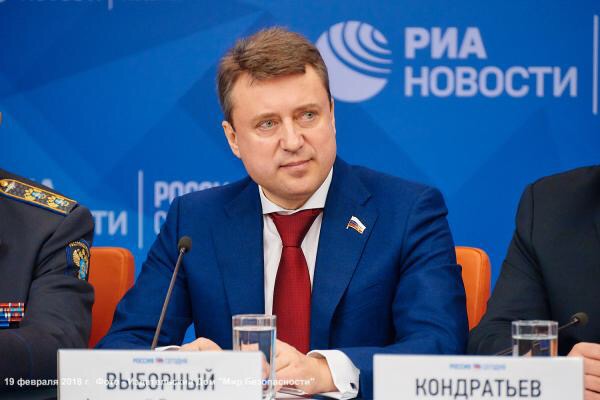 Анатолий Выборный